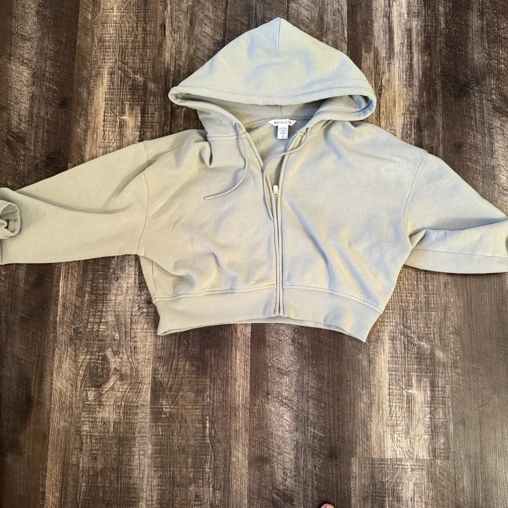 Athleta Forever Fleece Crop Full Zip Hooded Sweatshirt in Vera/light Sage Green - Picture 6 of 7